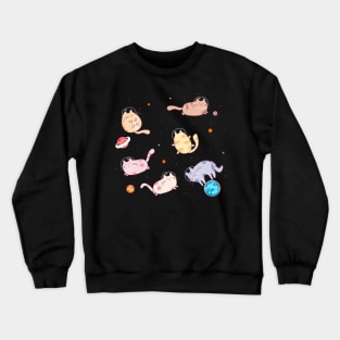 Cats in space - funny kitty cats floating in space Crewneck Sweatshirt